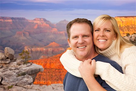 simsearch:400-04378637,k - Happy Affectionate Couple at the Grand Canyon Lookout Point. Photographie de stock - Aubaine LD & Abonnement, Code: 400-07305853