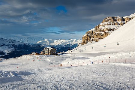 simsearch:400-07309469,k - Ski Restaurant in Madonna di Campiglio Ski Resort, Italian Alps, Italy Stock Photo - Budget Royalty-Free & Subscription, Code: 400-07308647