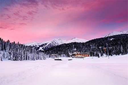 Beautiful Sunrise at Ski Resort of Madonna di Campiglio, Italian Alps, Italy Foto de stock - Royalty-Free Super Valor e Assinatura, Número: 400-07308642