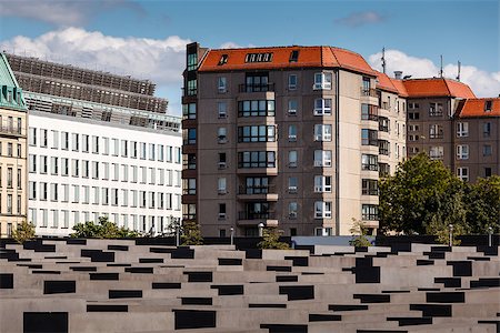 simsearch:400-07255661,k - The Jewish Holocaust Memorial in Central Berlin, Germany Fotografie stock - Microstock e Abbonamento, Codice: 400-07300320