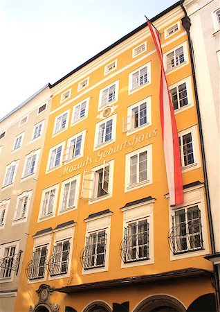 Famous House where Mozart was born, Salzburg, Austria Stock Photo - Budget Royalty-Free & Subscription, Code: 400-07300574