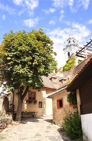 Medieval street in Durnstein, Austria Photographie de stock - Aubaine LD & Abonnement, Code: 400-07300570