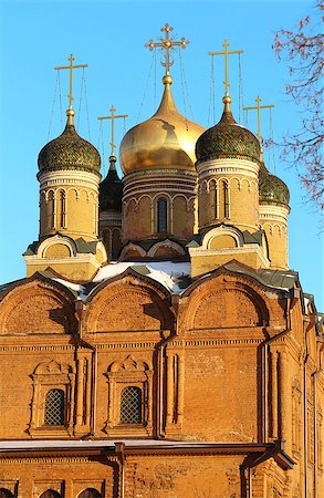 simsearch:400-06332676,k - Beautiful church on the street in Moscow Foto de stock - Super Valor sin royalties y Suscripción, Código: 400-07300884