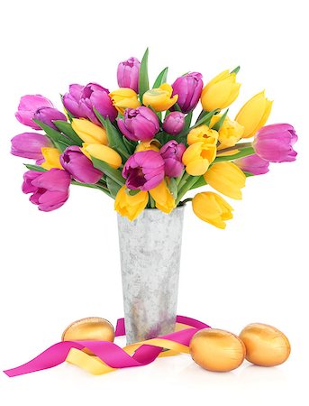 simsearch:400-06356460,k - Easter eggs with tulip flower arrangement and ribbon curl over white background. Foto de stock - Super Valor sin royalties y Suscripción, Código: 400-07303178