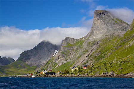simsearch:400-06557083,k - Picturesque mountain peaks towering above fjord on Lofoten islands in Norway Stockbilder - Microstock & Abonnement, Bildnummer: 400-07303248