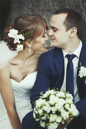 simsearch:400-07332647,k - Groom and bride together.  Young wedding couple. Stockbilder - Microstock & Abonnement, Bildnummer: 400-07314992