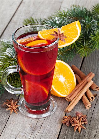 Christmas mulled wine with fir tree on wooden table Stock Photo - Budget Royalty-Free & Subscription, Code: 400-07316738