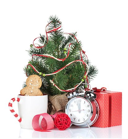 Christmas mulled wine with fir tree and gift box. Isolated on white background Stock Photo - Budget Royalty-Free & Subscription, Code: 400-07316732