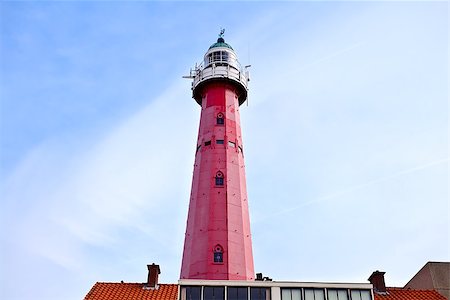 big red lighthouse over blue sky in The Hague Photographie de stock - Aubaine LD & Abonnement, Code: 400-07319659