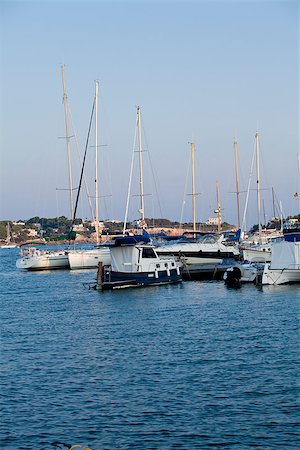 simsearch:400-06064328,k - fishing boat in summer outside in sea at harbour background Stockbilder - Microstock & Abonnement, Bildnummer: 400-07319679