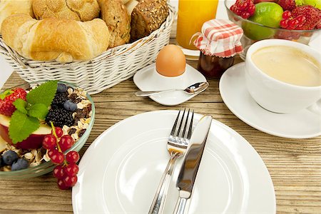 simsearch:400-04626602,k - traditional french breakfast in morning on wooden background Stock Photo - Budget Royalty-Free & Subscription, Code: 400-07319732