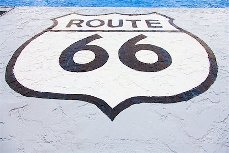 simsearch:400-05714567,k - Famous streetsight of Route 66 painted on a wall in Flagstaff Photographie de stock - Aubaine LD & Abonnement, Code: 400-07319916