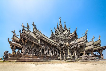 pattaya - The Wood Sanctuary of Truth in Pattaya, Chonburi, Thailand Foto de stock - Super Valor sin royalties y Suscripción, Código: 400-07310016