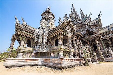 pattaya - The Wood Sanctuary of Truth in Pattaya, Chonburi, Thailand Foto de stock - Super Valor sin royalties y Suscripción, Código: 400-07310019