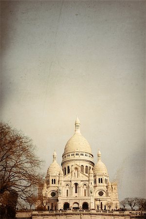 simsearch:400-06086556,k - Vintage Sacre-Coeur church in Montmartre,paris Foto de stock - Super Valor sin royalties y Suscripción, Código: 400-07311980