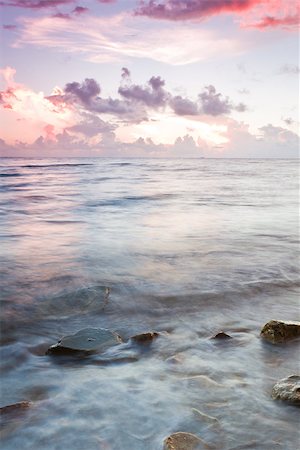 simsearch:400-05902449,k - Beautiful tranquil beach sun rise in southern Belize Stock Photo - Budget Royalty-Free & Subscription, Code: 400-07326064