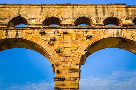 Detail of Pont du Gard aquaduct bridge pillars, France Photographie de stock - Aubaine LD & Abonnement, Code: 400-07327299