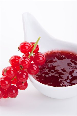 simsearch:400-06639321,k - tasty fresh red currant jam isolated on white background Stock Photo - Budget Royalty-Free & Subscription, Code: 400-07328561