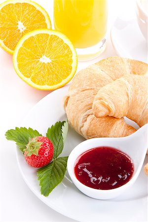 simsearch:400-04626602,k - traditional french breakfast croissant isolated on white background Stock Photo - Budget Royalty-Free & Subscription, Code: 400-07328573