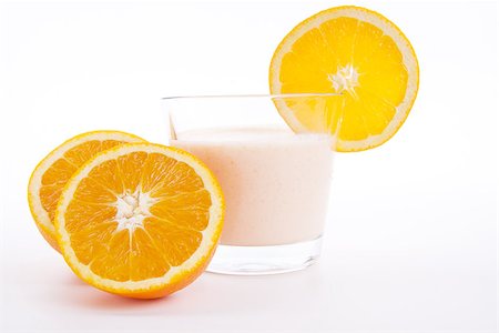 simsearch:400-08494395,k - fresh tasty orange yoghurt shake dessert isolated on white background Foto de stock - Super Valor sin royalties y Suscripción, Código: 400-07328602