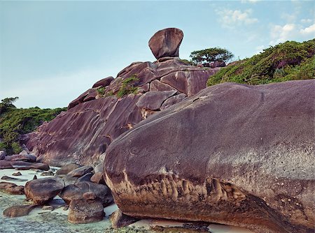 simsearch:400-07329792,k - Hin Rue Bai landmark ,Similan Island , PhangNga Province Thailand Foto de stock - Super Valor sin royalties y Suscripción, Código: 400-07328667