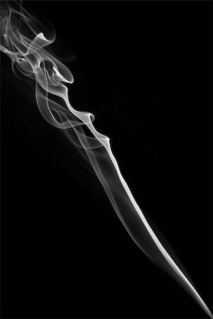 simsearch:400-04332303,k - The abstract figure of the smoke on a black background Photographie de stock - Aubaine LD & Abonnement, Code: 400-07329911