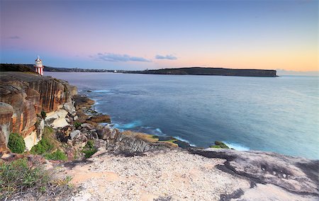 southern head - This wide angle  shot captures South Head, North Head and Middle Head at dawn, just before sunrise.  This is the entrance to Sydney Harbour Stockbilder - Microstock & Abonnement, Bildnummer: 400-07320018