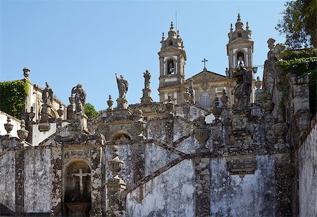 Stairway and church of Bom Jesus do Monte Foto de stock - Super Valor sin royalties y Suscripción, Código: 400-07320090