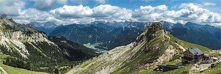 simsearch:400-09237738,k - Great view of the mountains Dolomites, Trentino-Alto Adige Foto de stock - Royalty-Free Super Valor e Assinatura, Número: 400-07322568