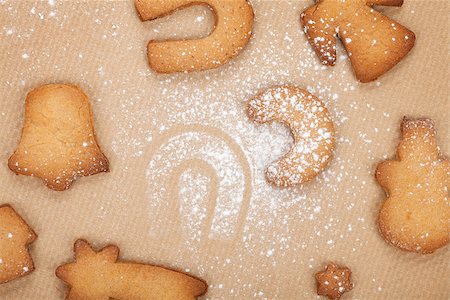 simsearch:400-05746007,k - Various gingerbread cookies on cooking paper background Stock Photo - Budget Royalty-Free & Subscription, Code: 400-07323827