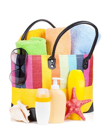simsearch:400-07167440,k - Bag with towels, sunglasses and beach items. Isolated on white background Foto de stock - Super Valor sin royalties y Suscripción, Código: 400-07337861