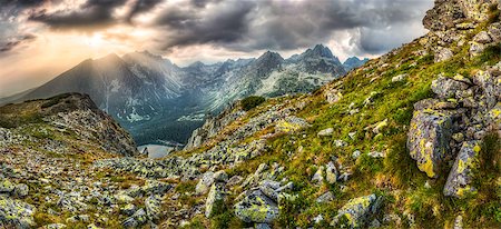 mountain landscape panorama with Poprad Pond at sunset, High Tatras, Slovakia Photographie de stock - Aubaine LD & Abonnement, Code: 400-07407833