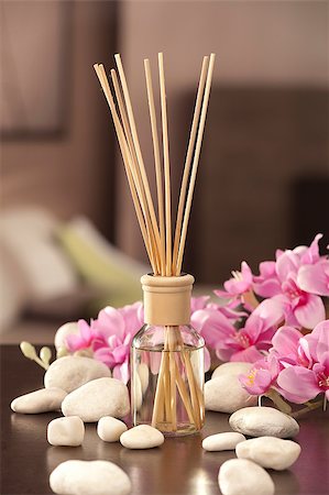 essence - air freshener sticks at home with flowers Stock Photo - Budget Royalty-Free & Subscription, Code: 400-07414076