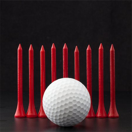 simsearch:400-07218299,k - Different golf balls on the black table Stock Photo - Budget Royalty-Free & Subscription, Code: 400-07414124