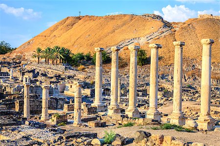 Ancient city of Beit She'an in Israel Stockbilder - Microstock & Abonnement, Bildnummer: 400-07416887