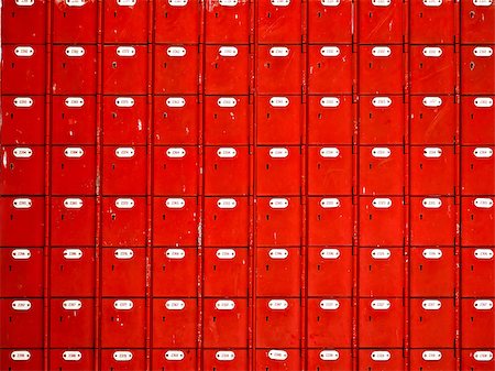 close up of rows of red mailboxes Foto de stock - Super Valor sin royalties y Suscripción, Código: 400-07418039