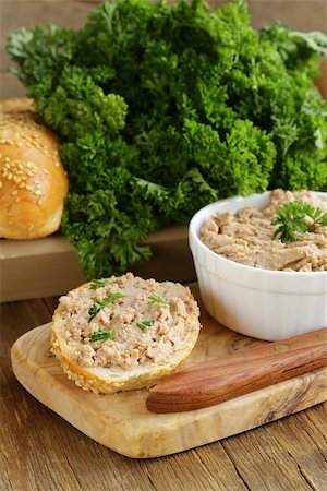 homemade meat snack chicken liver pate with parsley Stock Photo - Budget Royalty-Free & Subscription, Code: 400-07419043