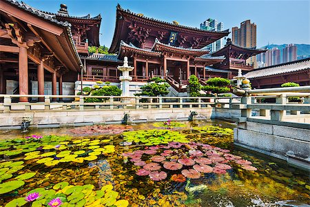 Chi Lin Nunnery, a Buddhist Monastery in Hong Kong, China. Foto de stock - Super Valor sin royalties y Suscripción, Código: 400-07419179