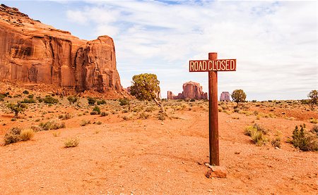 simsearch:400-05883567,k - Complementary colours blue and orange in this iconic view of Monument Valley, USA Foto de stock - Super Valor sin royalties y Suscripción, Código: 400-07419599