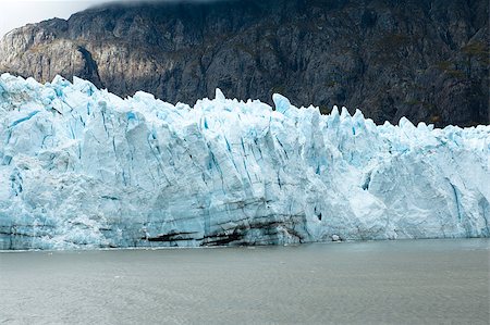 parco nazionale della baia del ghiacciaio - View of glacier at Glacier Bay National Park Fotografie stock - Microstock e Abbonamento, Codice: 400-07411067