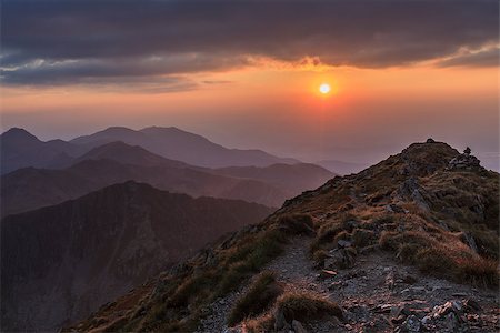 simsearch:400-07309307,k - View from the Negoiu peak which is the second highest mountain top (2535 m) of Fagaras Mountains Stockbilder - Microstock & Abonnement, Bildnummer: 400-07411421