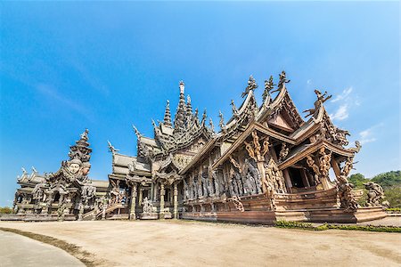 pattaya - The Wood Sanctuary of Truth in Pattaya, Chonburi, Thailand Foto de stock - Super Valor sin royalties y Suscripción, Código: 400-07411557
