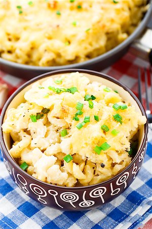Delicious baked macaroni and cheese with scallion Stock Photo - Budget Royalty-Free & Subscription, Code: 400-07412140