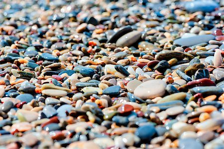 simsearch:400-04812854,k - pebbles of different colors on the beach closeup Photographie de stock - Aubaine LD & Abonnement, Code: 400-07412554