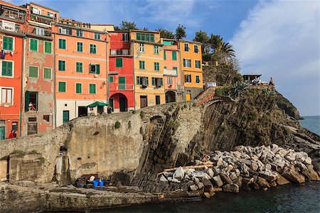 View of Manarola. Manarola is a small town in the province of La Spezia, Liguria, northern Italy Photographie de stock - Aubaine LD & Abonnement, Code: 400-07413060