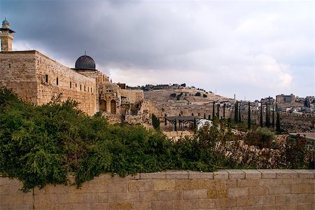 Jerusalem View on the Mount of Olives from Al-Aqsa mosque Stock Photo - Budget Royalty-Free & Subscription, Code: 400-07425101