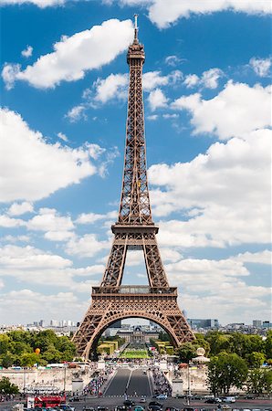 simsearch:400-05358655,k - Wonderful Eiffel Tower with blue sky in Paris France Stock Photo - Budget Royalty-Free & Subscription, Code: 400-07429458