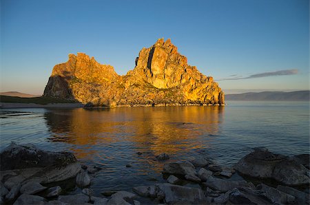 simsearch:400-05155630,k - Shamanism is considering Shaman Rock as one of the main centers of power in the world. Olkhon, Lake Baikal. Foto de stock - Super Valor sin royalties y Suscripción, Código: 400-07429858