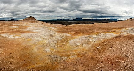 View from the top of the Namafjall, the vivid volcanic mountain, at the lake Myvatn, Iceland Photographie de stock - Aubaine LD & Abonnement, Code: 400-07421200
