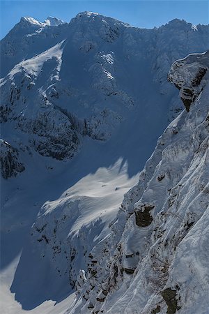 simsearch:400-07309307,k - The Fagaras Mountains in winter. Southern Carpathians, Romania Stockbilder - Microstock & Abonnement, Bildnummer: 400-07421423